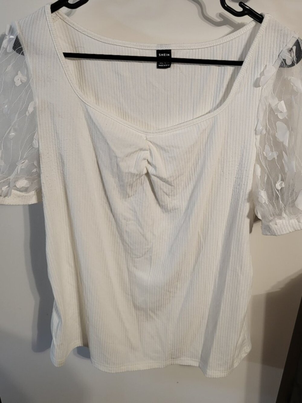 NWOT SHEIN BUTTERFLY LACE TOP SZ XXL